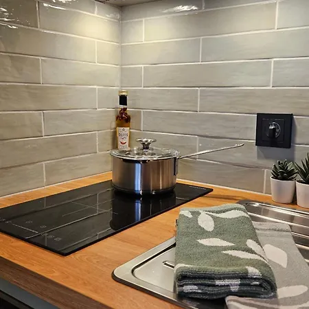 Appartement Studio Spring By April - 20 Min From Amsterdam Centre - Free Parking Purmerend